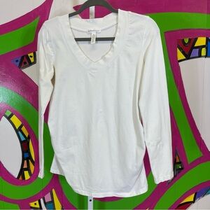 Ambiance Maternity, White V-Neck Long Sleeve Shirt. Size XL. Good used condition